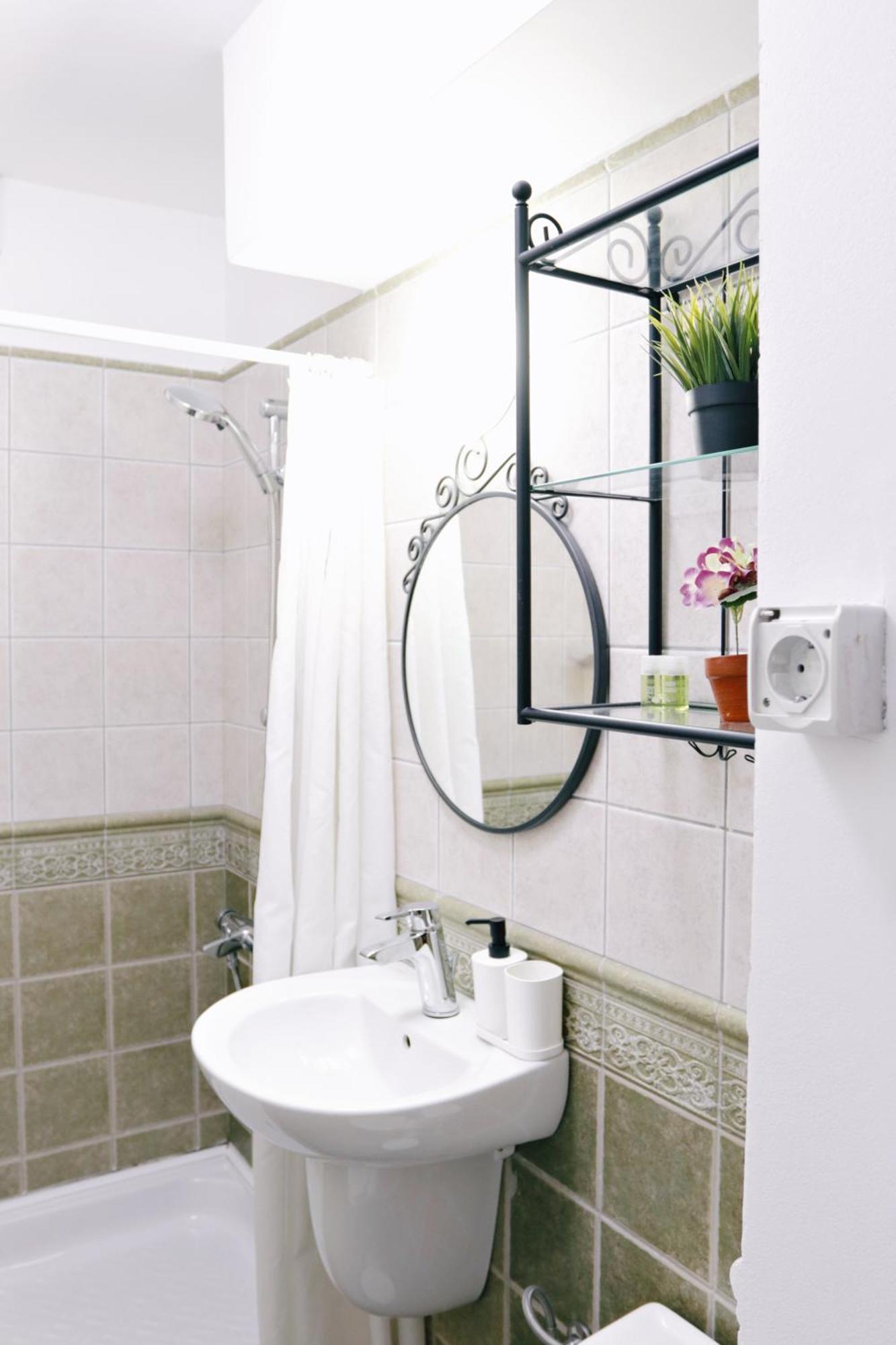 City Base I 2 Bedroom Apt Victoriei بوخارست المظهر الخارجي الصورة
